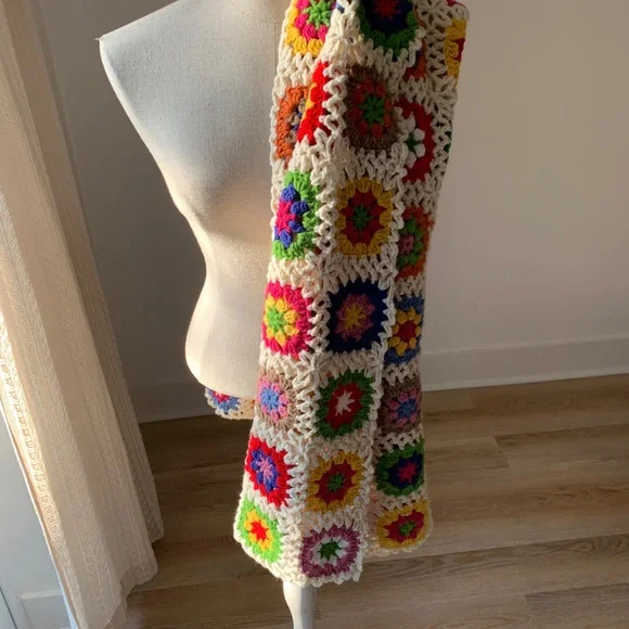 Hand crochet blanket moving sale last one month - Picture 3 of 4